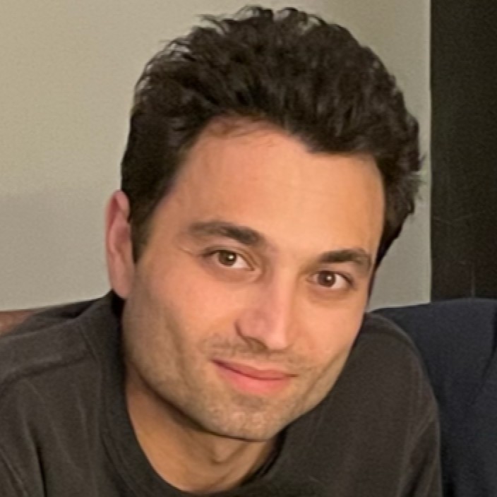 Portrait of Andrew Fiouzi